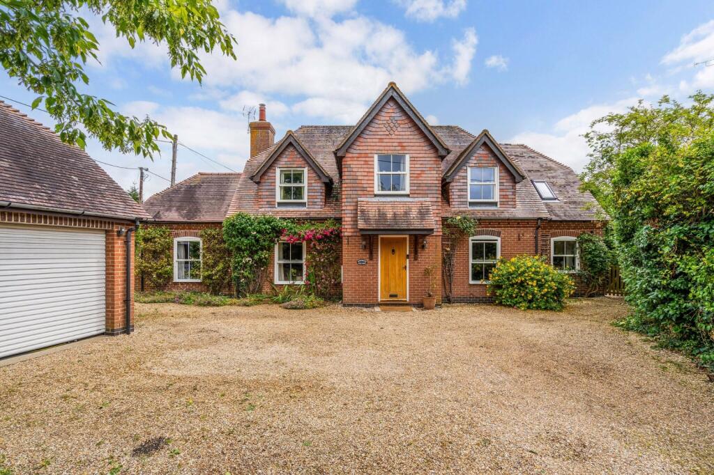 Main image of property: Bucklebury, Reading, Berkshire, RG7