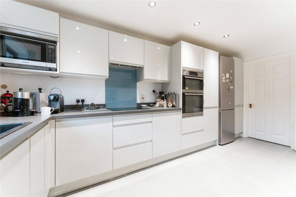 House in East Cambridgeshire, Haddenham - View 3