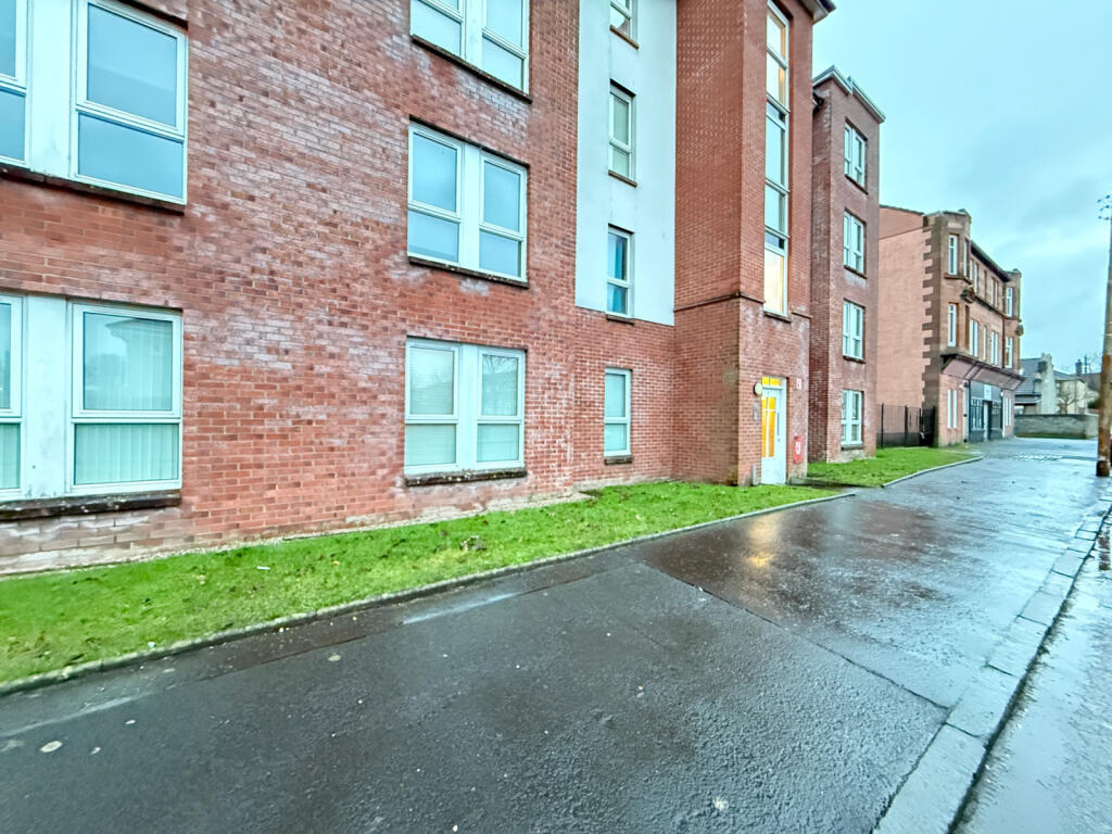 Main image of property: 8 Dean Court, G81
