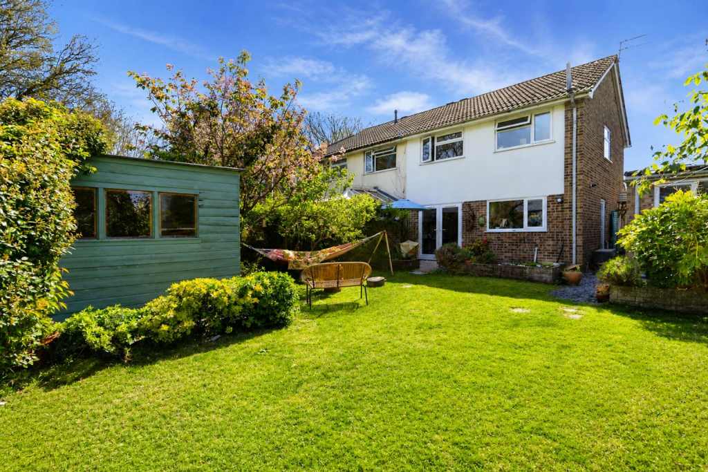 Bishops Close, Hurstpierpoint photo 4