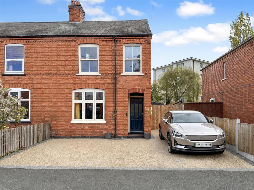 Main image of property: Southend Avenue, Newark