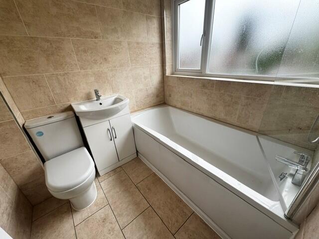 House in Milton Keynes, Wolverton and Greenleys - More