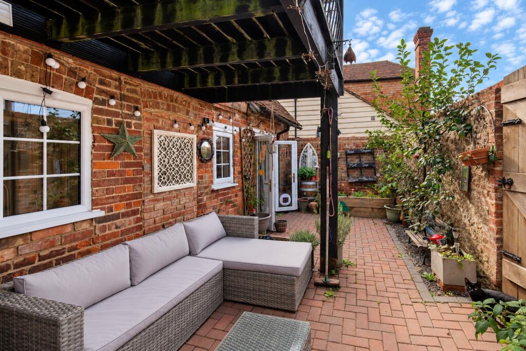 House in Tonbridge - View 4