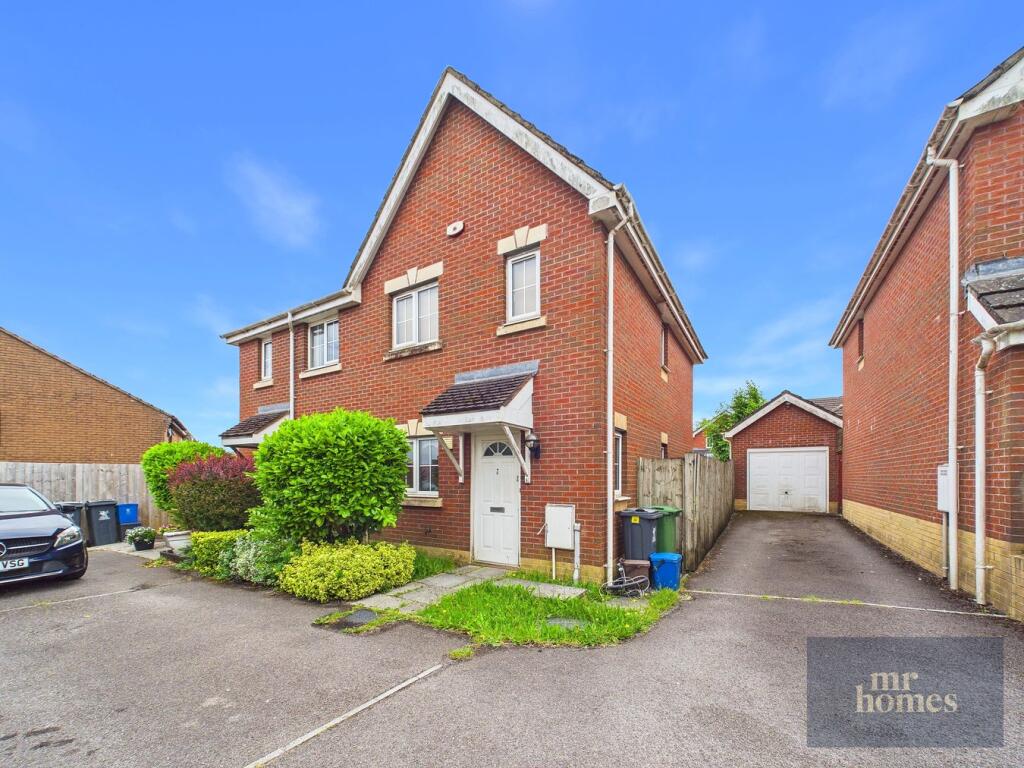 Main image of property: Thorne Way, Caerau, Cardiff, CF5