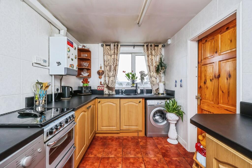 Summerwood Lane, Clifton, Nottingham, NG11 - View 5