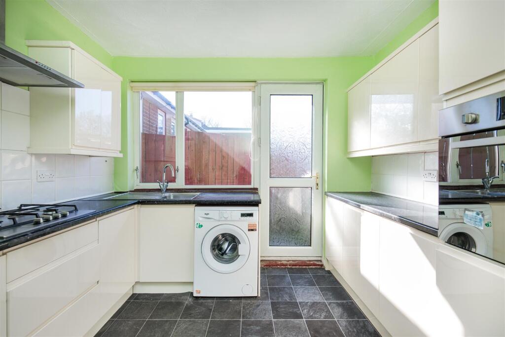 Hanover Drive, Blaydon-On-Tyne, NE21 photo 2
