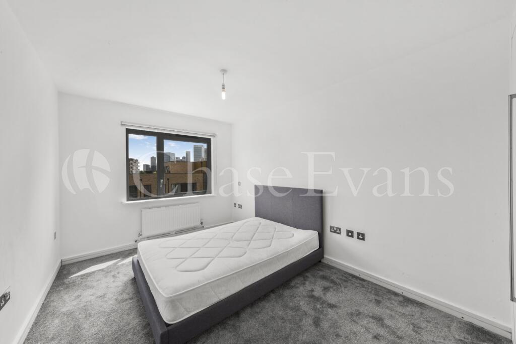 Apartment in London - More