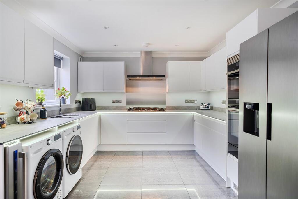 House in Maidstone, Kent - View 3