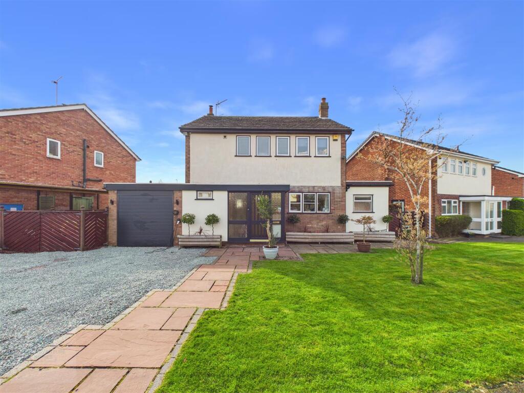 Main image of property: Three Bed Detached Property on Oaklands Crescent, Tattenhall, Chester