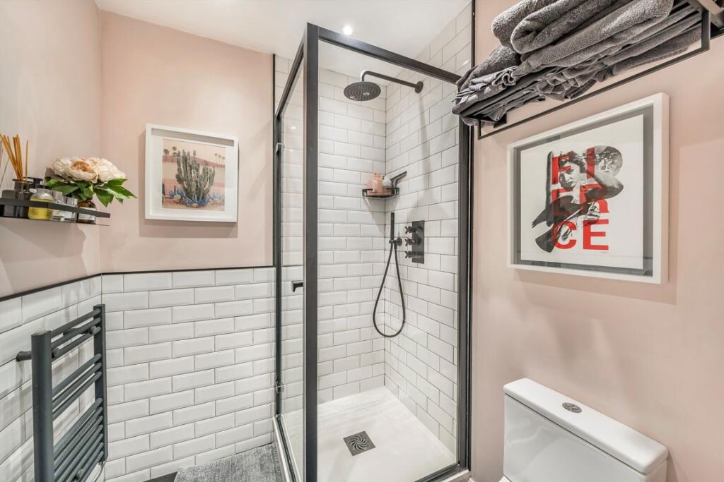 Apartment in London, Stockwell Park, Stockwell - View 5
