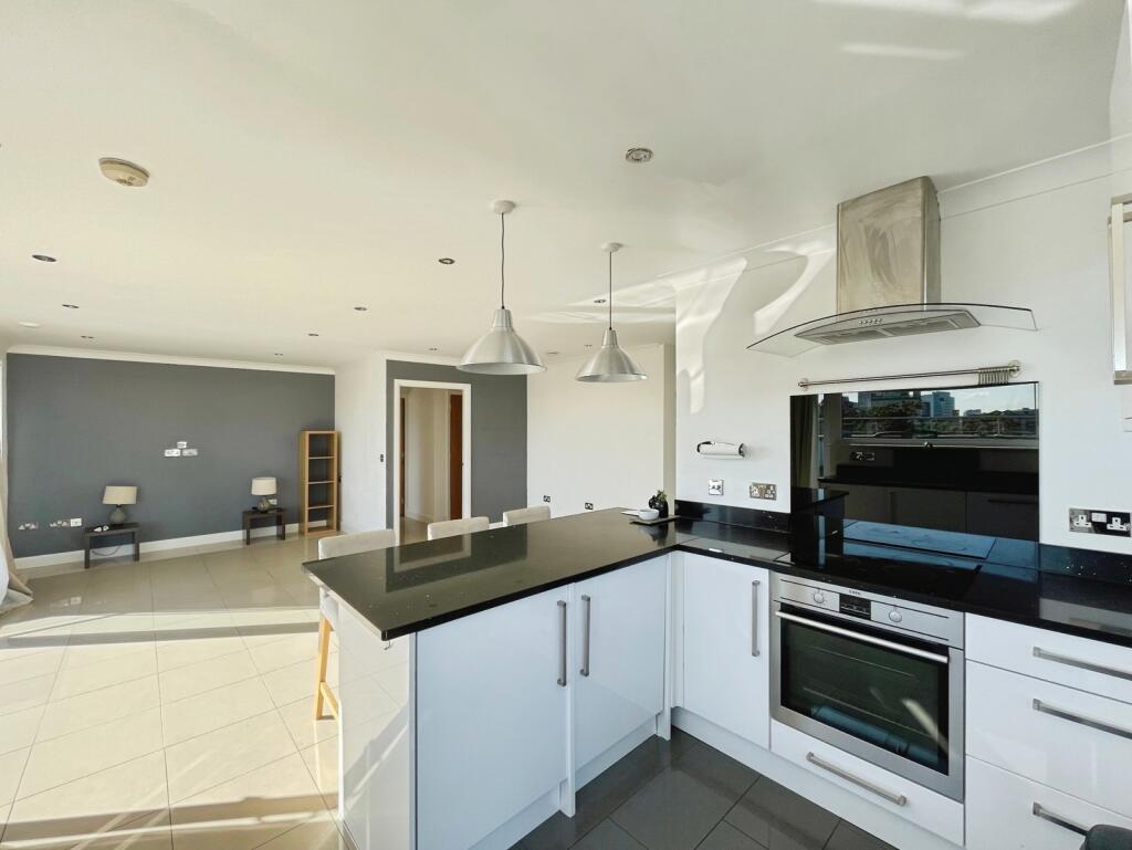 Apartment in Southampton - View 2
