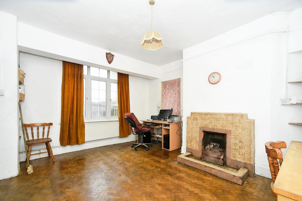 New Road, Bromham, Chippenham photo 4