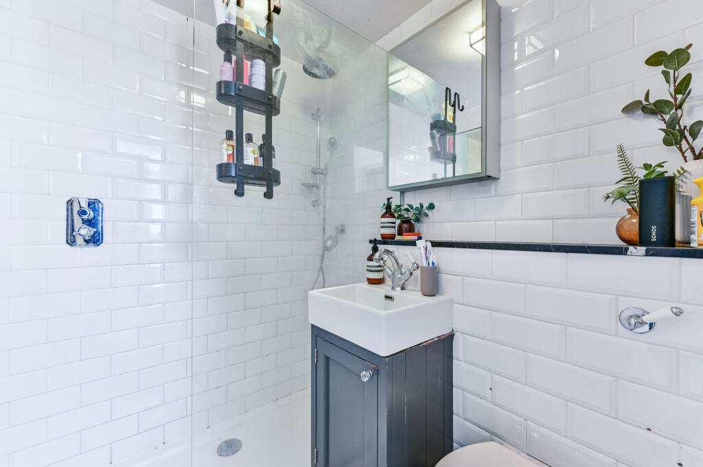 Apartment in London - More