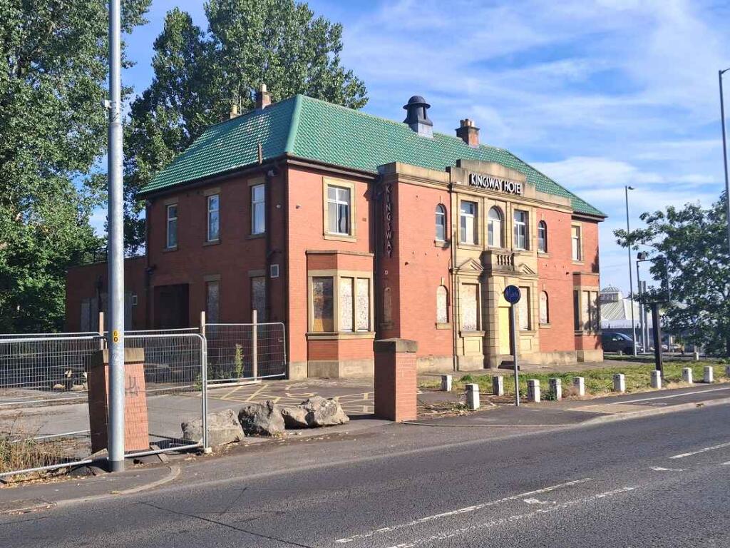 Main image of property: NW-625534 - Kingsway Hotel, 125 Kingsway, Rochdale OL16 5HS