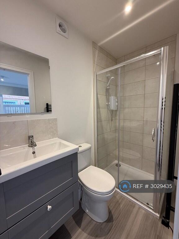 Apartment in Portsmouth - View 5