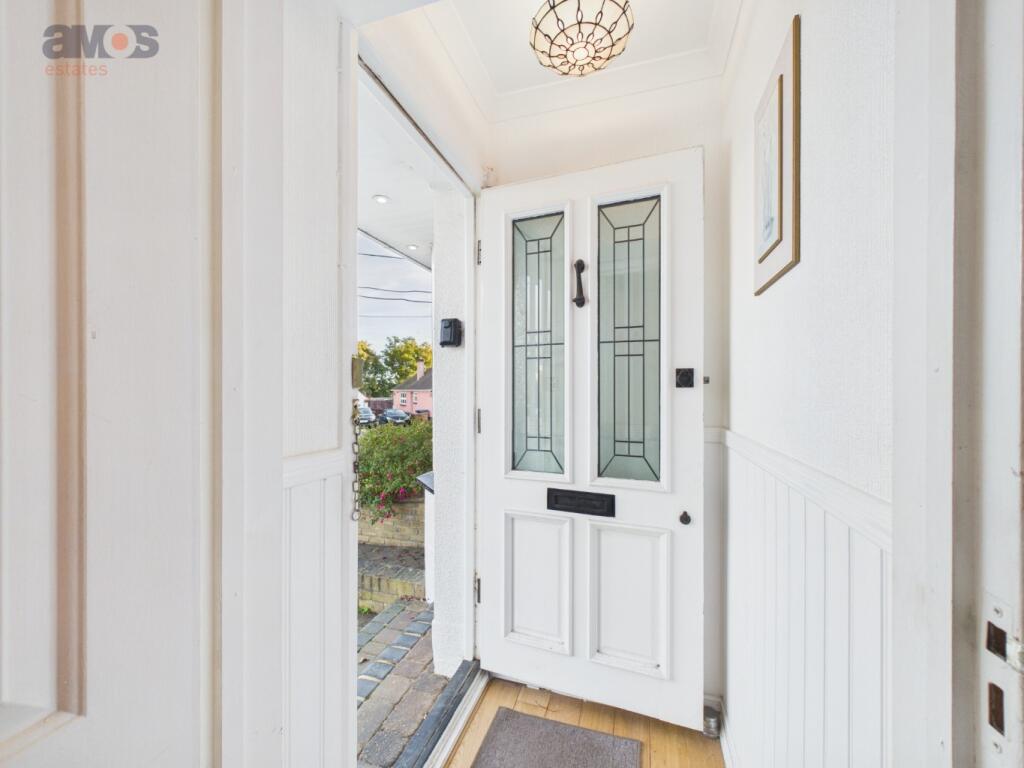 House in Southend-on-Sea - View 4