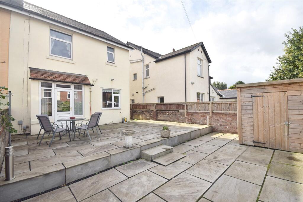 House in Ribble Valley, Clitheroe - More