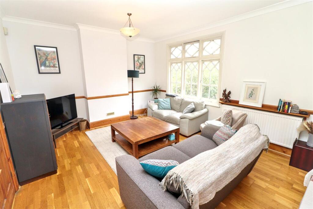 House in Watford - View 5