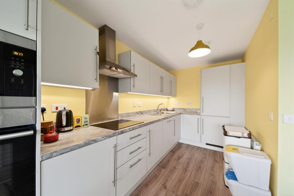 House in East Kilbride, Gardenhall, Jackton - View 4