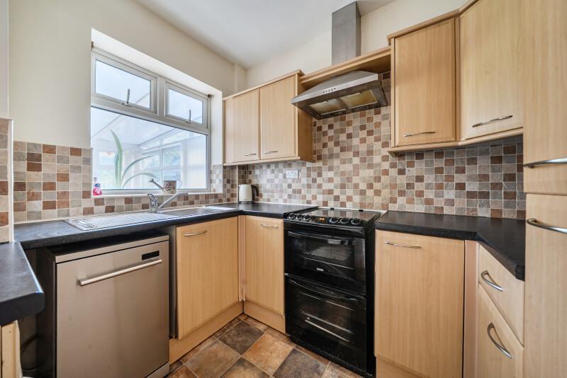House in Charnwood, Shelthorpe - More