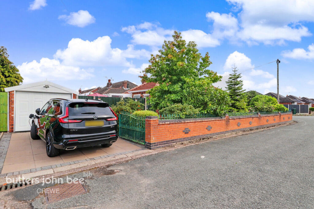 Sandown Road, Crewe photo 2