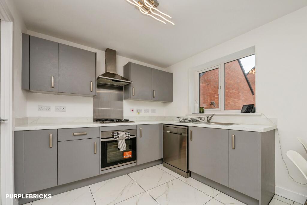 House in Dudley - View 5