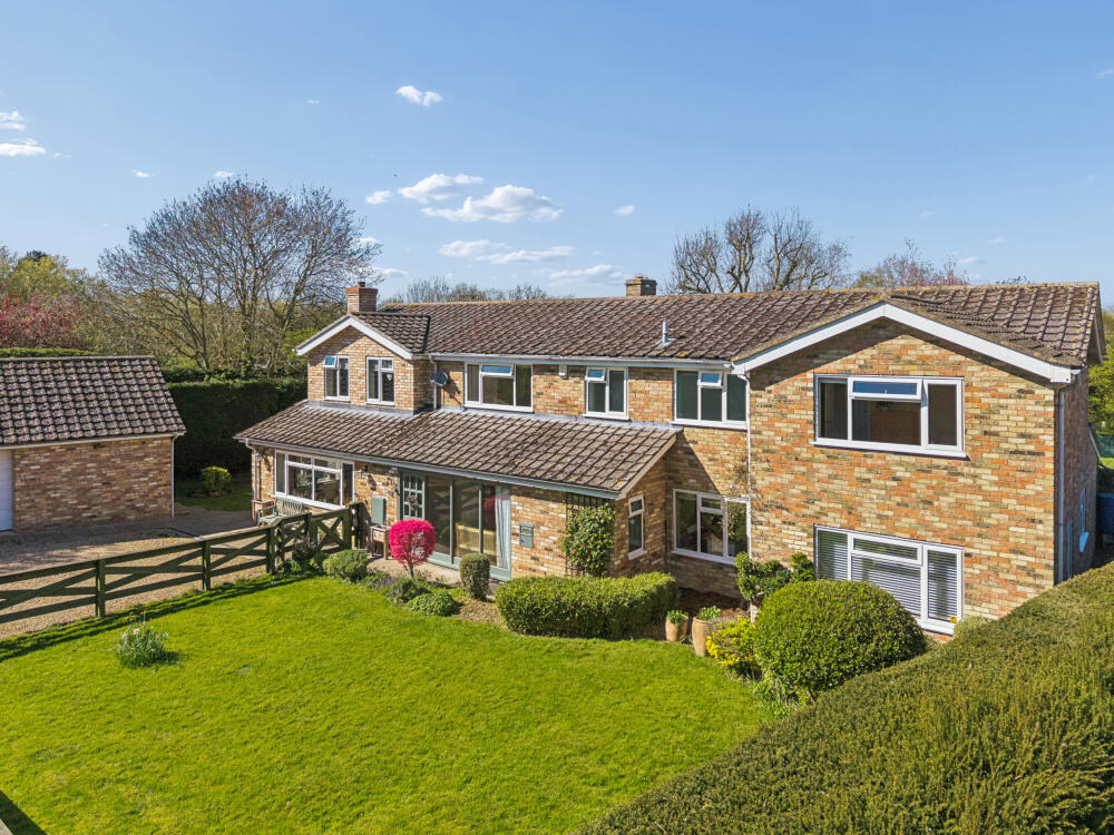 Main image of property: High Street, Graveley, St Neots, PE19