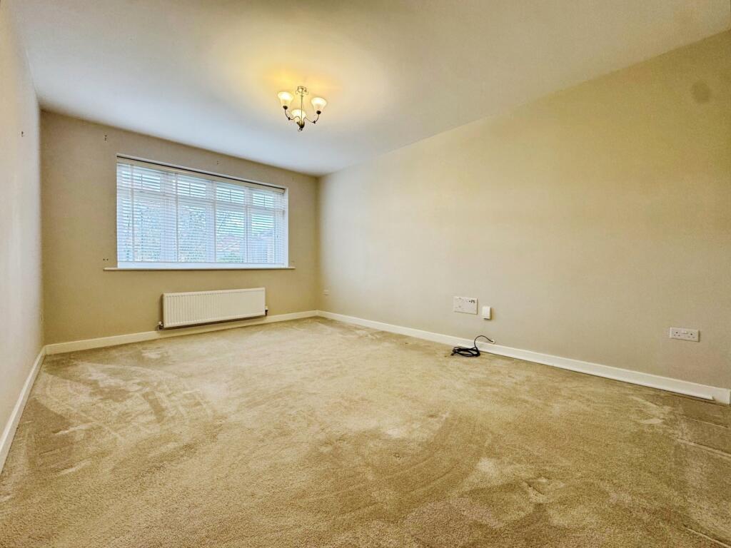 Sovereign Way, Worksop, Nottinghamshire, S81 photo 3