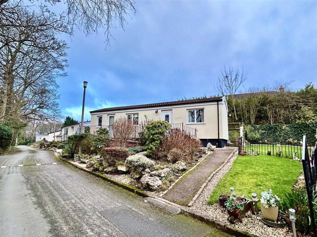 Main image of property: Oakland Glen, Walton-le-Dale, Preston, Lancashire, PR5