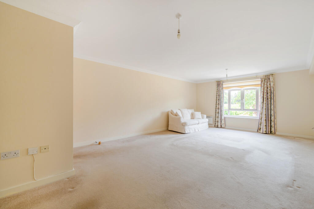 Apartment in Waverley, Witley and Milford - View 4