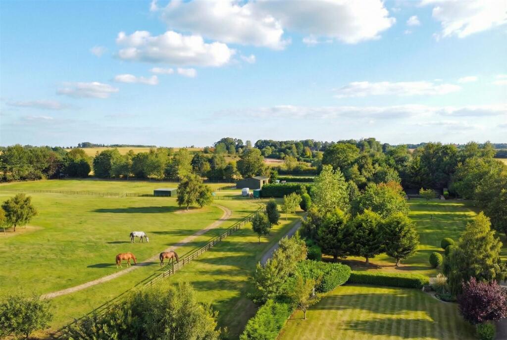 The Grange, Carlton Scroop - View 3