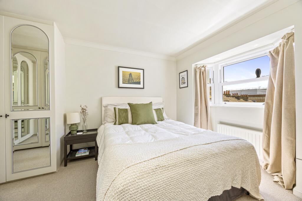 House in Brighton, Brunswick - View 4