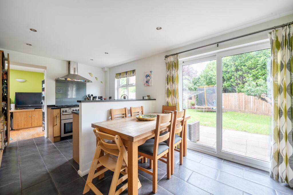 Goldsworth Park, Woking - View 4