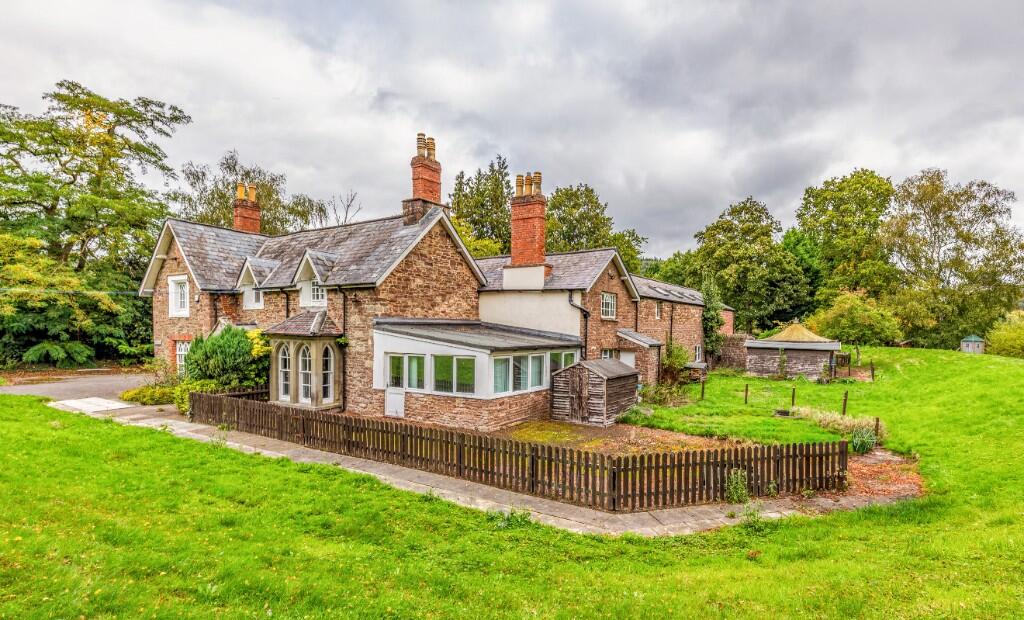 Main image of property: Dixton Lane, Monmouth, Gwent, Monmouthshire, NP25