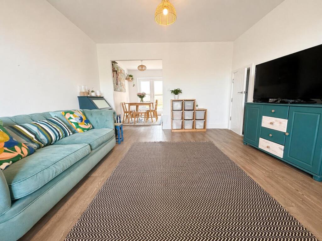 Faraday Road, Weston-super-mare, BS24 - View 3