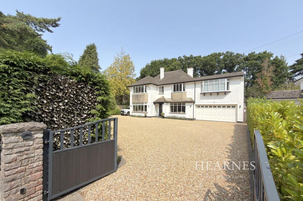 Main image of property: East Avenue, Talbot Woods, Bournemouth, BH3