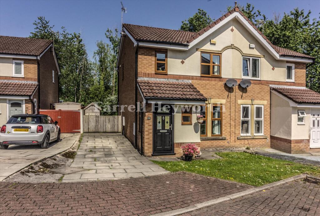 3-bed semi-detached on The Brambles, Fulwood, Preston, £195,000