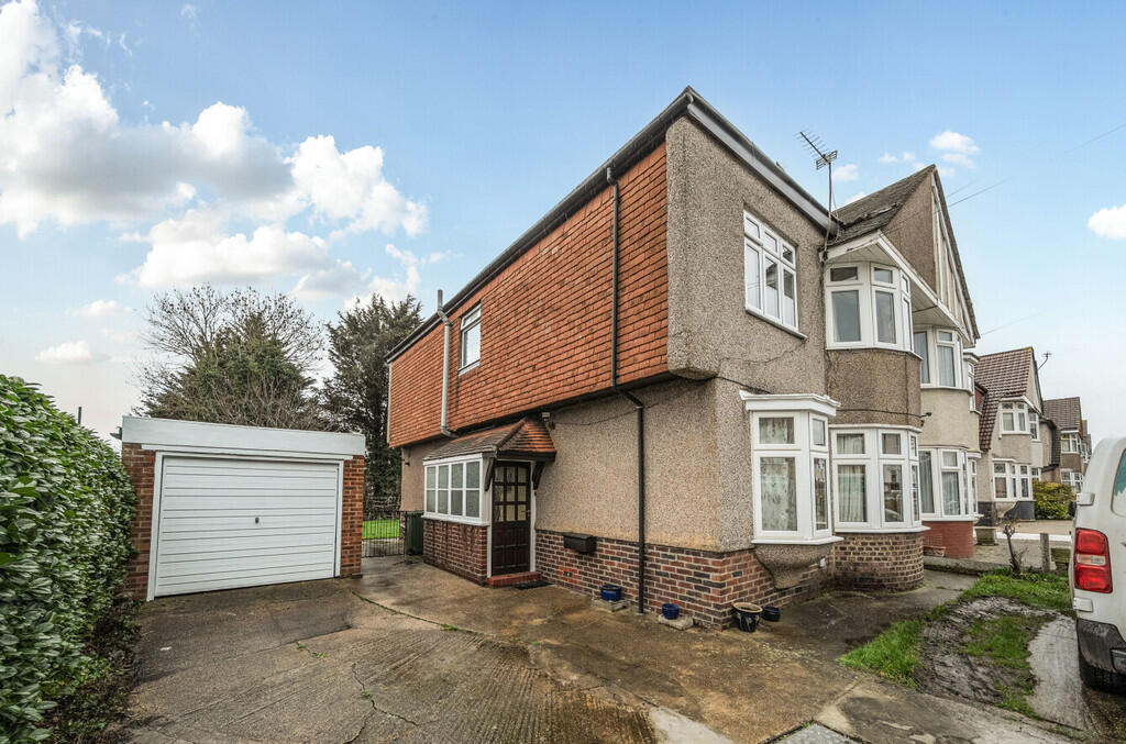 Main image of property: Canterbury Avenue, Sidcup, DA15 9AZ