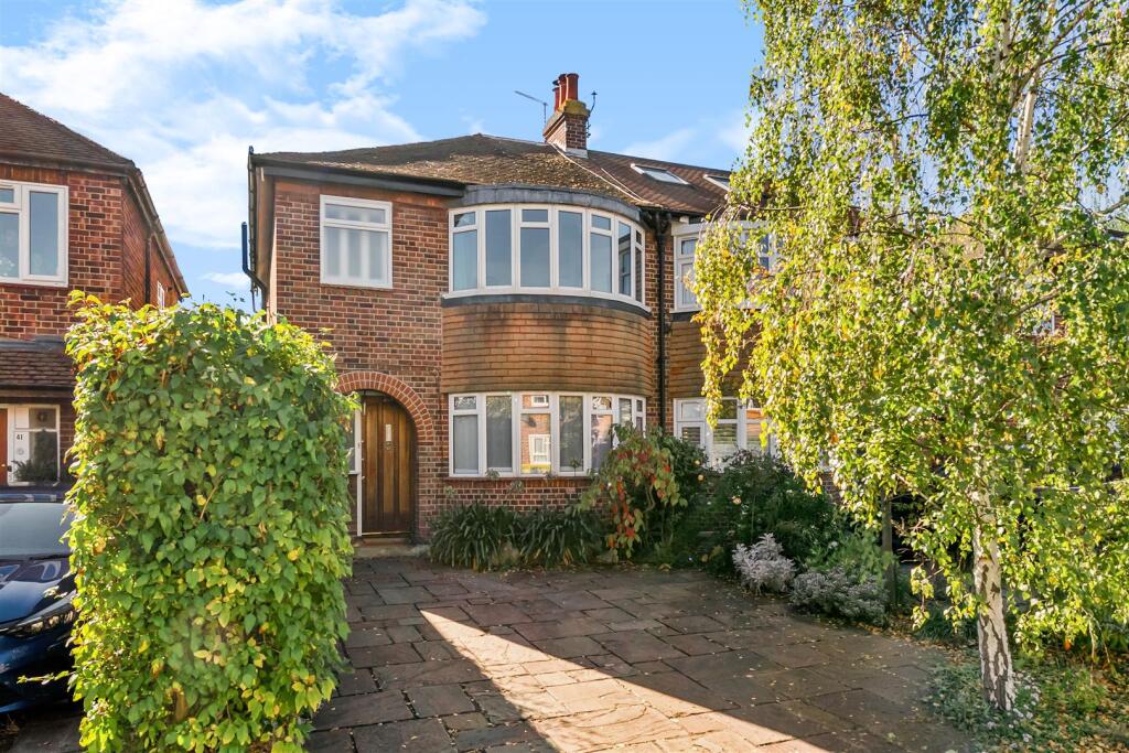 Main image of property: South Park Road, Wimbledon
