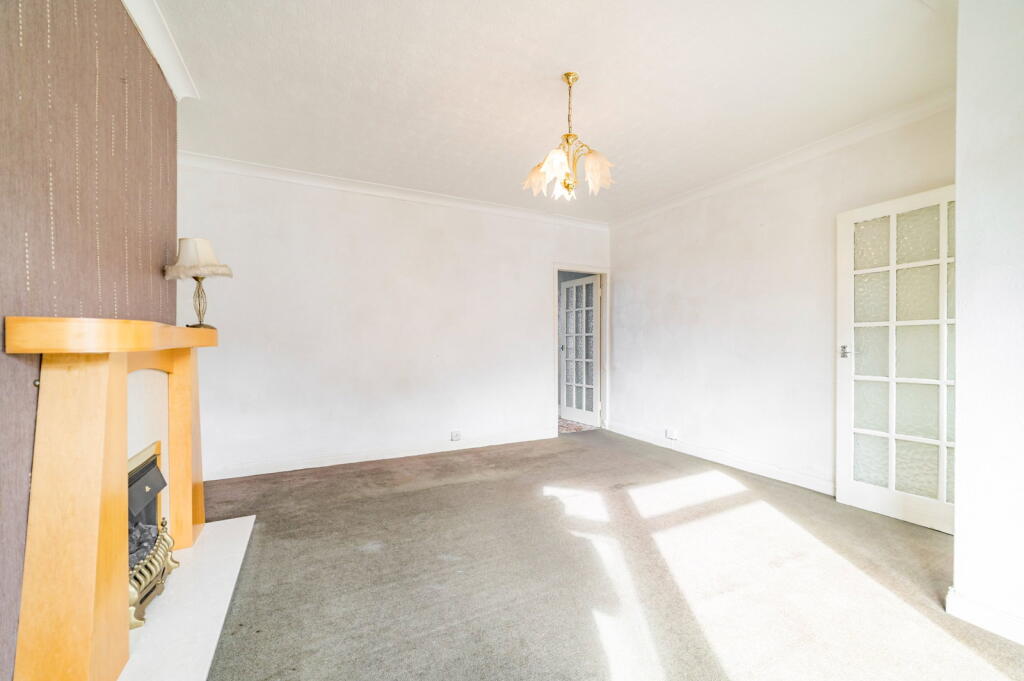 House in Oldham - View 4