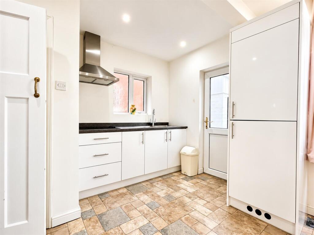 House in Birmingham - View 5