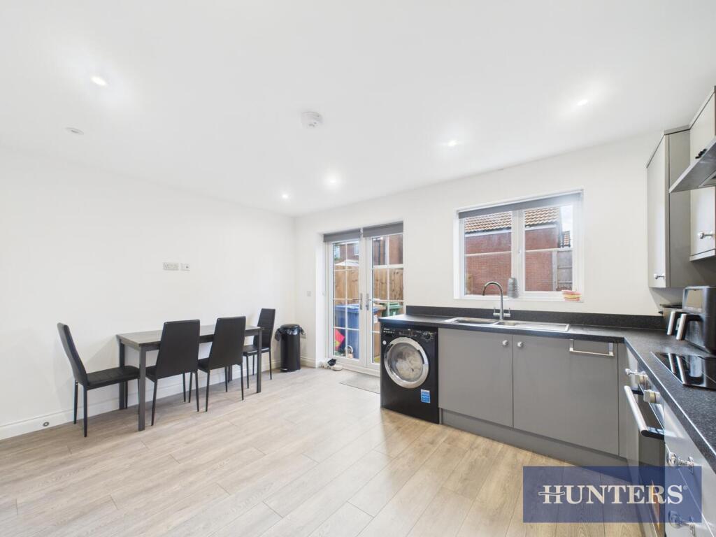 Allerston Croft, Bridlington, YO16 6AR photo 3
