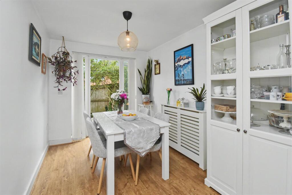 House in Corby, Danesholme - View 5