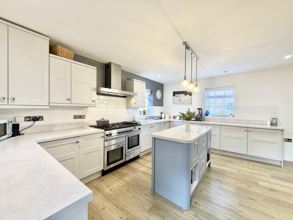 House in Taunton - View 4
