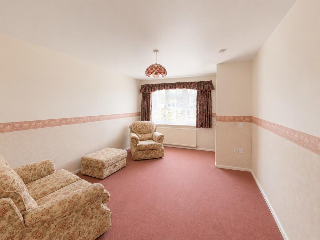 Manor Way, Chipping Sodbury photo 4