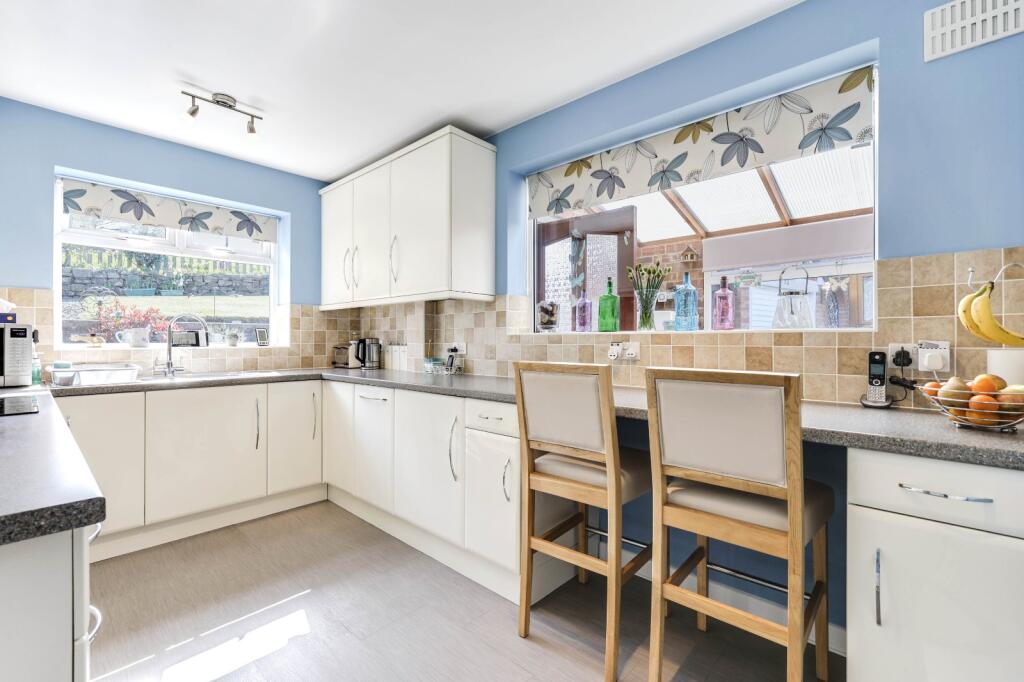 House in Leeds, West Yorkshire - View 3
