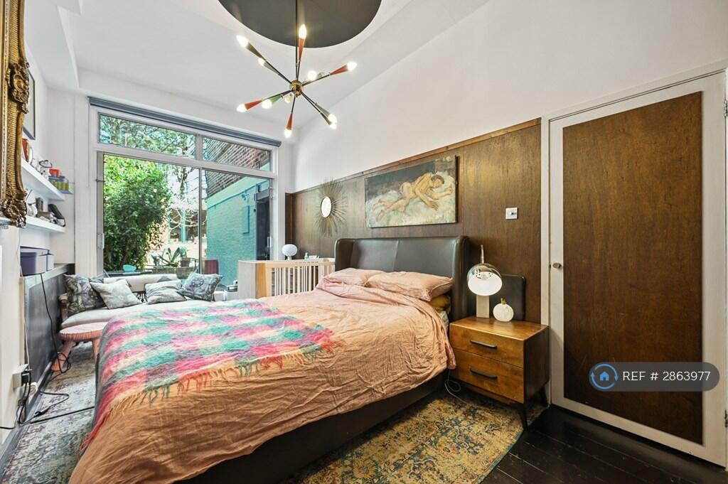 3 bedroom maisonette for rent