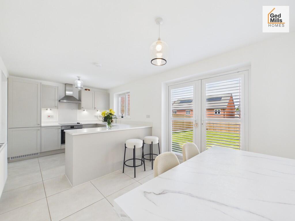 Amethyst Drive, Poulton-le-Fylde  photo 4