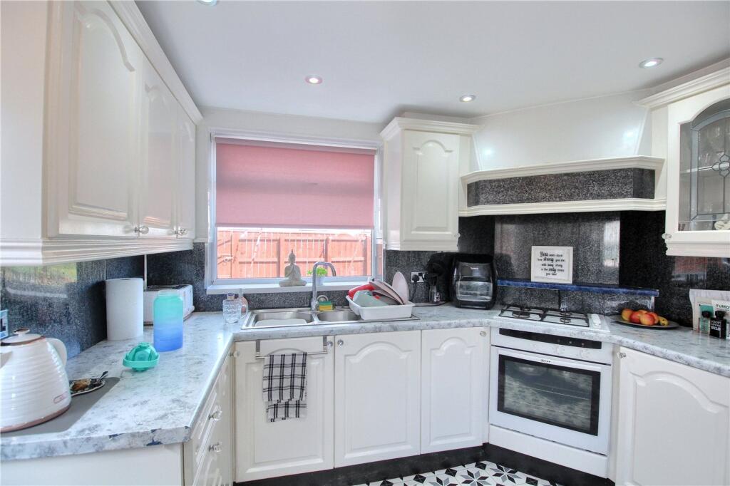 House in Stockton-on-Tees - More