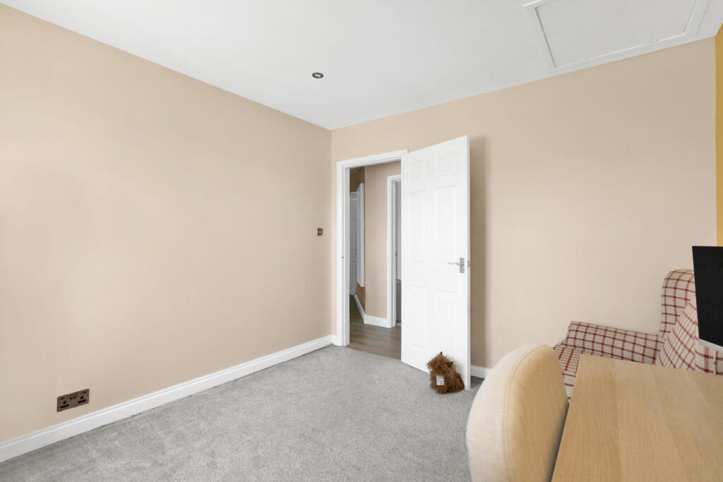 Apartment in Chichester - More
